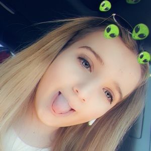 Meet your Posher, Bella